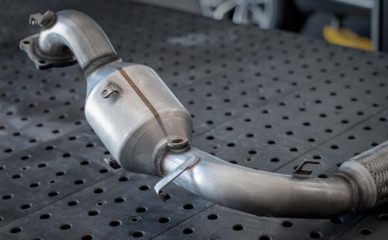 MagnaFlow Cadillac Catera HM Grade Federal / EPA Compliant Direct-Fit Catalytic Converter 23029 Features and Benefits
