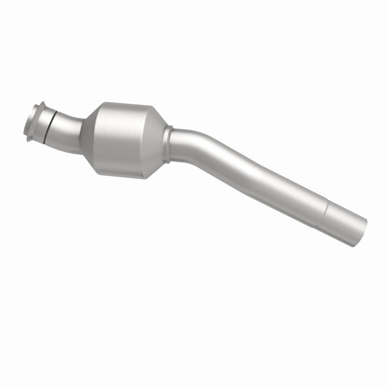 MagnaFlow OEM Grade Federal / EPA Compliant Direct-Fit Catalytic Converter 51637 360 Degree Image Set