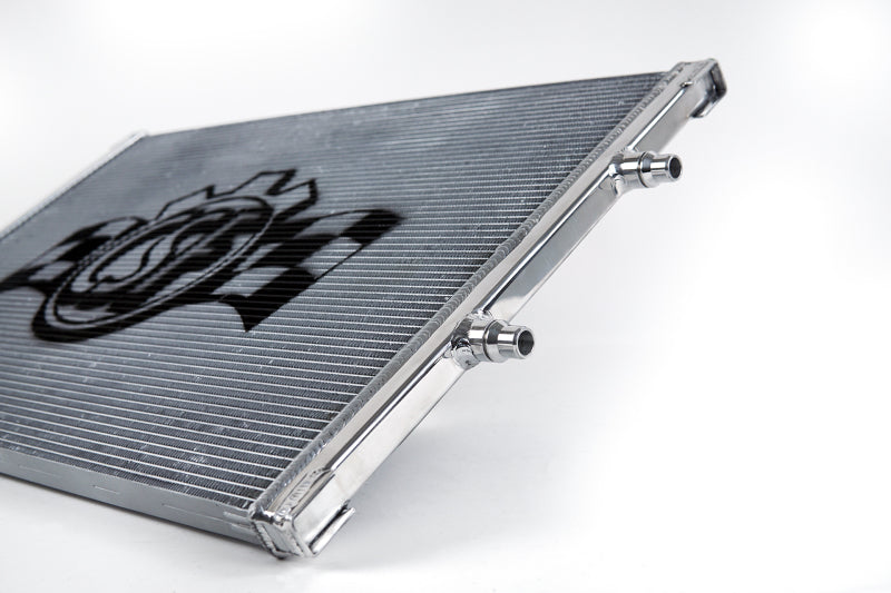 CSF Mercedes Benz E 63 / CLS 63 AMG Front Mount Heat Exchanger 8197 8197 Photo - Close Up