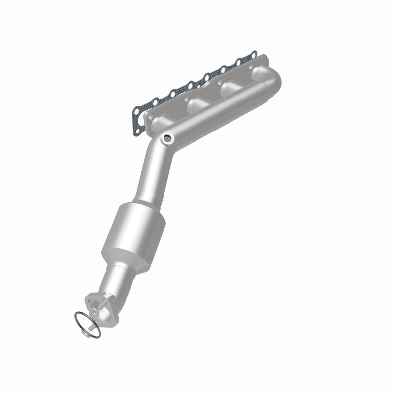 Magnaflow 2004 Nissan Titan 5.6L Direct Fit Converter 4583381 4583381 360 Degree Image Set