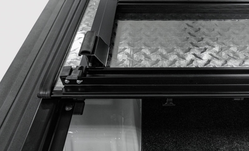 Access LOMAX Tri-Fold Cover 2017+ Ford Super Duty F-250/F-350/F-450 - 6ft 8in Box Carbon Fiber B5010049 B5010049 Photo - Mounted