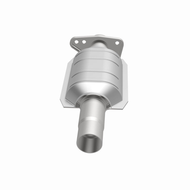 MagnaFlow Standard Grade Federal / EPA Compliant Direct-Fit Catalytic Converter 23496 360 Degree Image Set