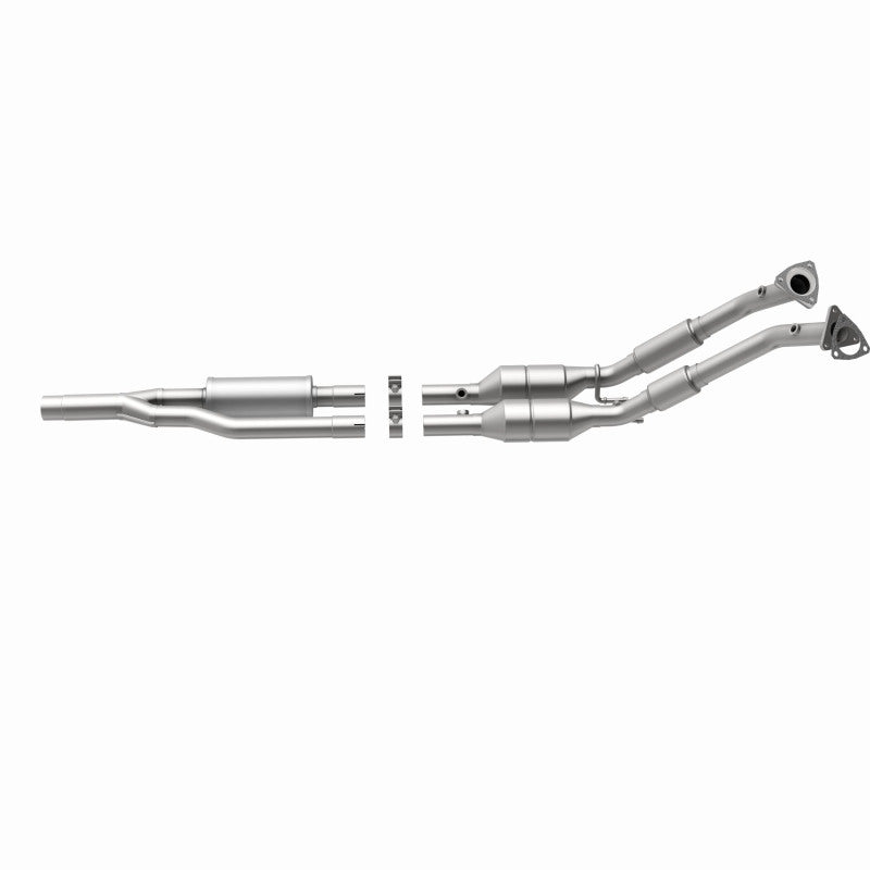 MagnaFlow Audi TT Quattro OEM Grade Federal / EPA Compliant Direct-Fit Catalytic Converter 49716 360 Degree Image Set