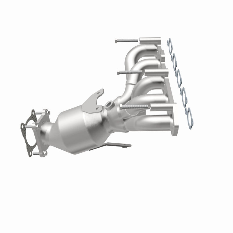 Magnaflow 01-05 Volvo S60/V70 2.4L Direct Fit Converter 22-138 22-138 360 Degree Image Set