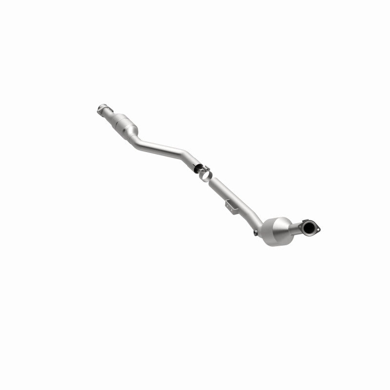 MagnaFlow Mercedes-Benz E430 OEM Grade Federal / EPA Compliant Direct-Fit Catalytic Converter 51628 360 Degree Image Set