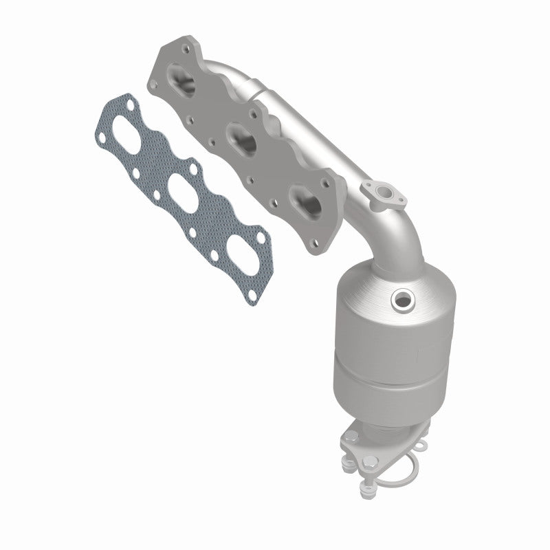 MagnaFlow Suzuki OEM Grade Federal / EPA Compliant Manifold Catalytic Converter 51272 360 Degree Image Set
