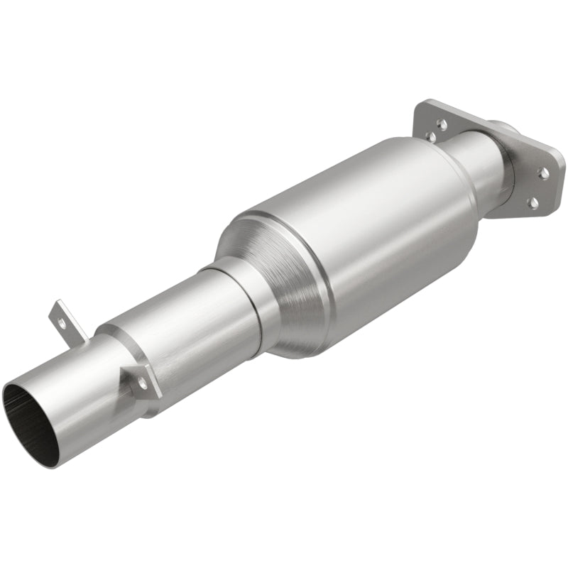 MagnaFlow California Grade CARB Compliant Direct-Fit Catalytic Converter 3391486 Photo - Primary