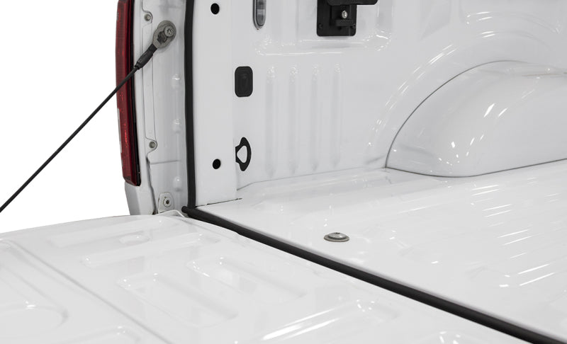 Access Accessories TRAILSEAL Tailgate Gasket Bulk Roll (200 Lin. Ft.) 30945 30945 Photo - Mounted