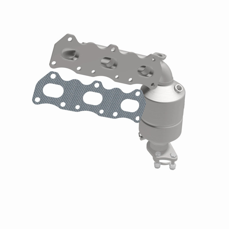 MagnaFlow Suzuki OEM Grade Federal / EPA Compliant Manifold Catalytic Converter 51272 360 Degree Image Set