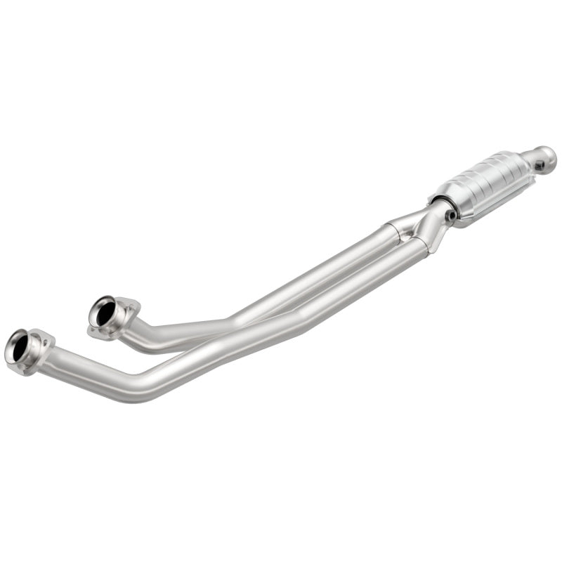 MagnaFlow Volvo HM Grade Federal / EPA Compliant Direct-Fit Catalytic Converter 23954 Photo - Primary