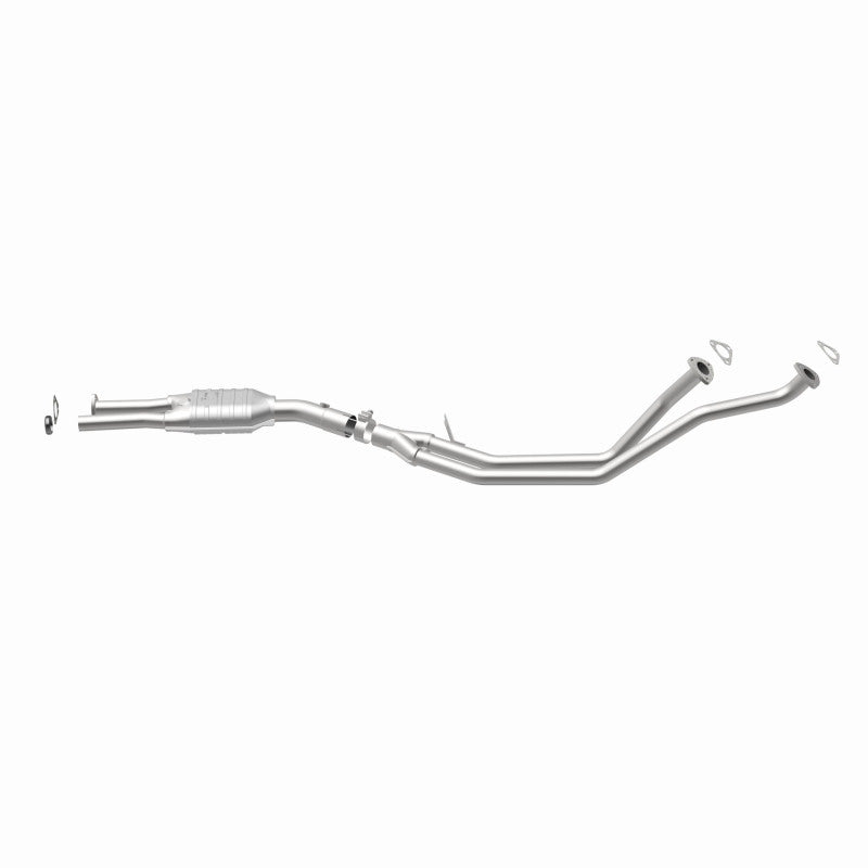 MagnaFlow BMW Standard Grade Federal / EPA Compliant Direct-Fit Catalytic Converter 23559 360 Degree Image Set