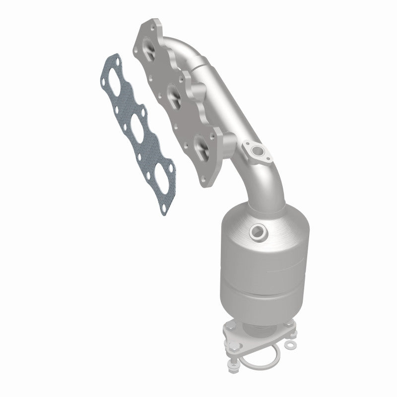 MagnaFlow Suzuki OEM Grade Federal / EPA Compliant Manifold Catalytic Converter 51272 360 Degree Image Set