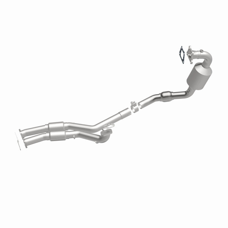 MagnaFlow Cadillac SRX California Grade CARB Compliant Manifold Catalytic Converter 5582647 360 Degree Image Set