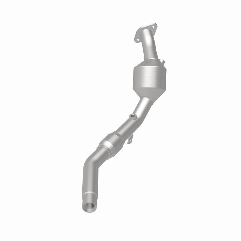 MagnaFlow Land Rover Freelander HM Grade Federal / EPA Compliant Direct-Fit Catalytic Converter 24128 360 Degree Image Set