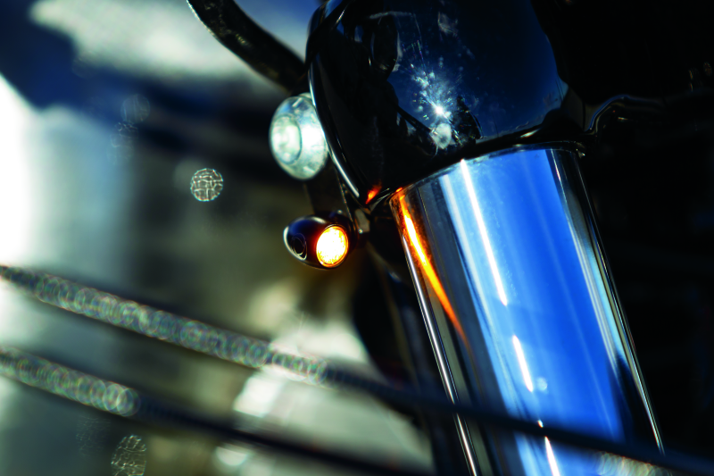 Kuryakyn Kellerman Atto Amber Satin Blk 2535 2535 User 1