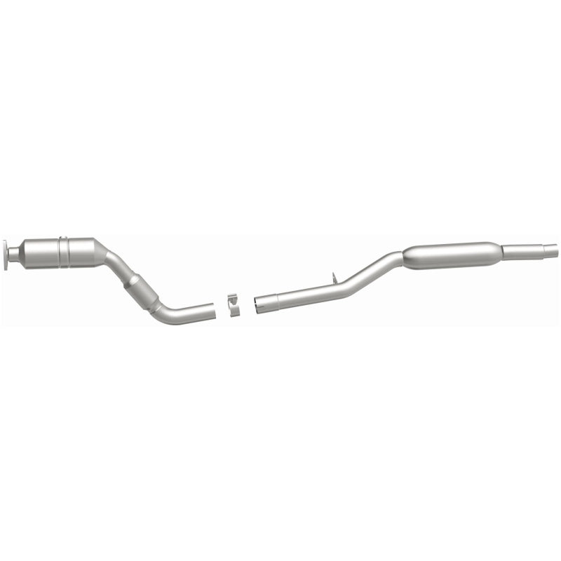 MagnaFlow Audi A6 Quattro OEM Grade Federal / EPA Compliant Direct-Fit Catalytic Converter 52132 Photo - out of package
