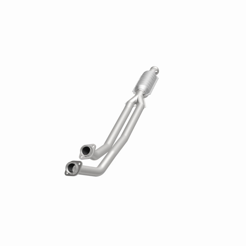 MagnaFlow Volvo HM Grade Federal / EPA Compliant Direct-Fit Catalytic Converter 23954 360 Degree Image Set