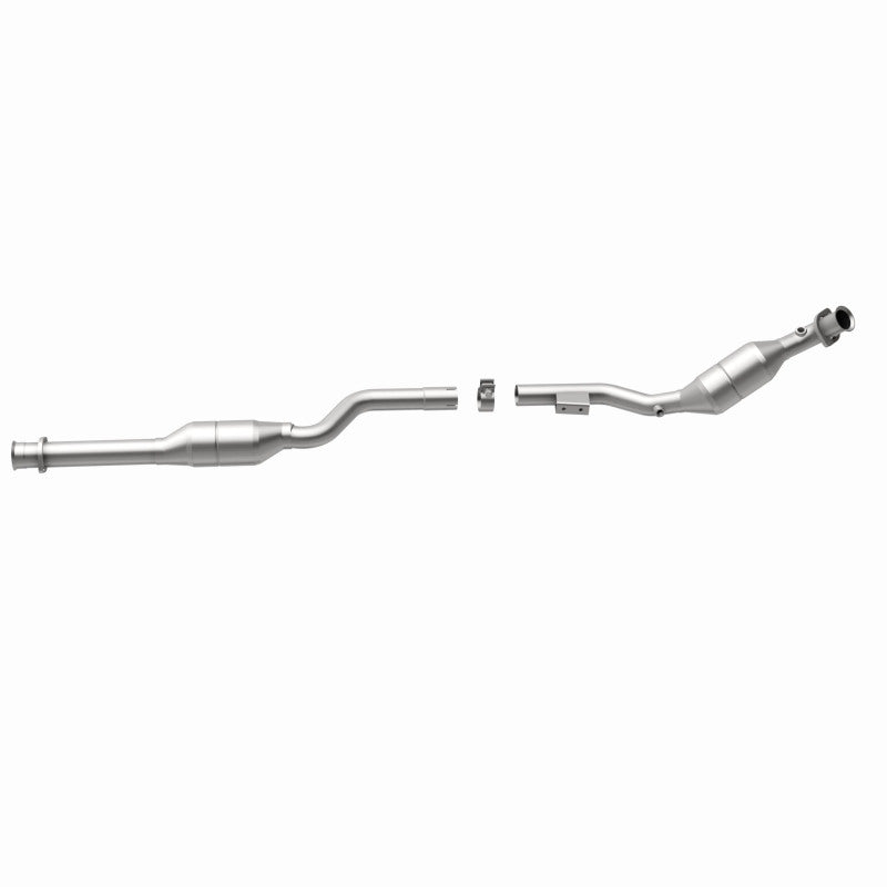 MagnaFlow Mercedes-Benz E320 California Grade CARB Compliant Direct-Fit Catalytic Converter 454028 360 Degree Image Set