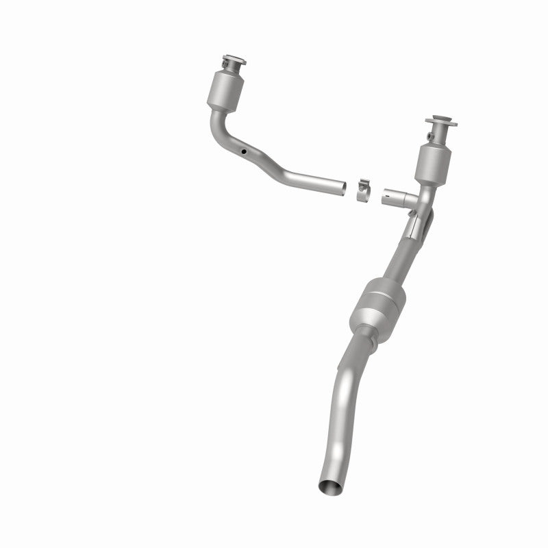 MagnaFlow Dodge Durango OEM Grade Federal / EPA Compliant Direct-Fit Catalytic Converter 51338 360 Degree Image Set