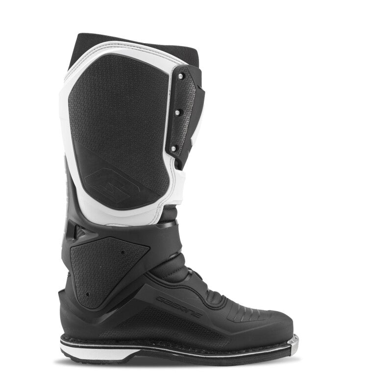 Gaerne SG22 Boot Black/White Size - 7 2262-020-7 2262-020-7 User 1