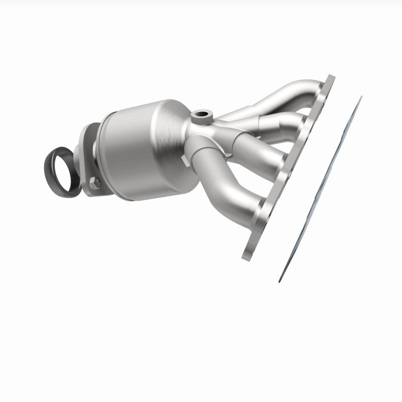 Magnaflow 2016 Mitsubishi Outlander Manifold 2.4L Direct Fit Catalytic Converter 290103 290103 360 Degree Image Set