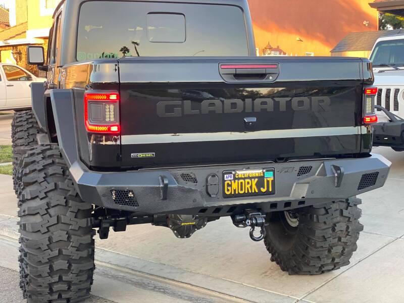ORACLE Lighting Oracle Jeep Gladiator JT Flush Mount LED Tail Lights 5882-504 5882-504 Photo - lifestyle view