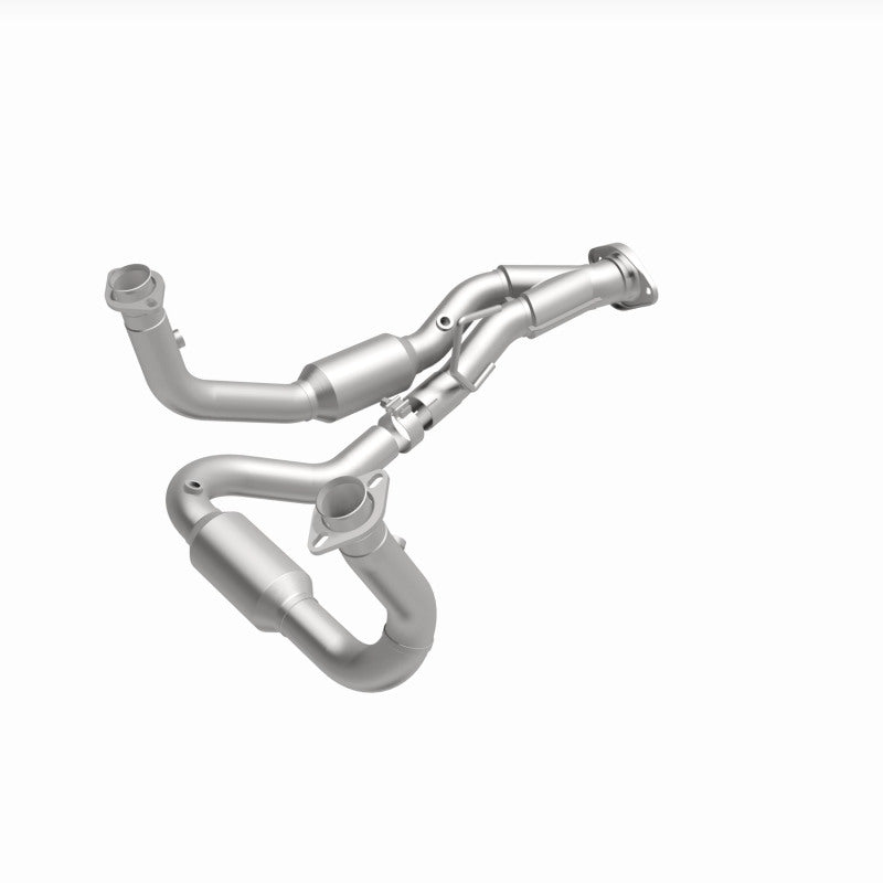 Magnaflow 05-06 Jeep Grand Cherokee 4.7L Direct Fit Catalytic Converter 4651686 4651686 360 Degree Image Set