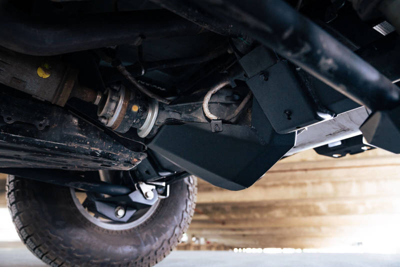 DV8 Offroad 21-22 Ford Bronco Rear Differential Skid Plate SPBR-03 SPBR-03 Photo - Unmounted