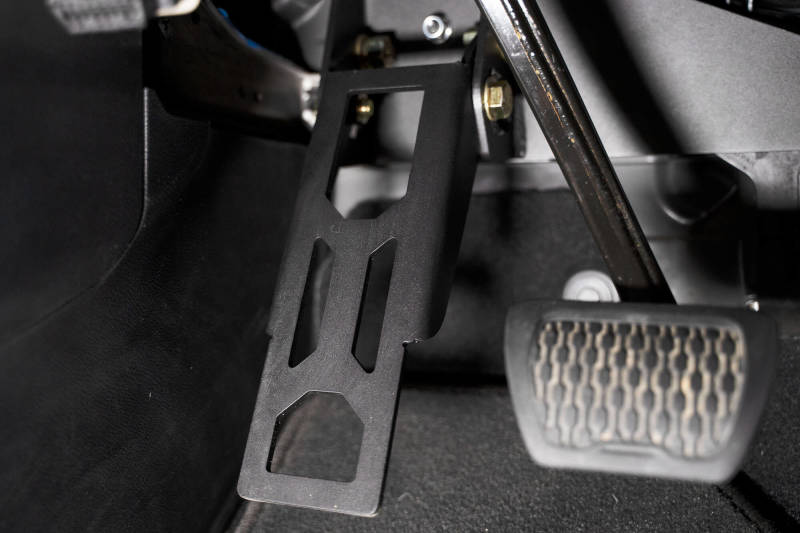 DV8 Offroad 18-20 Jeep Wrangler JL Adjustable Dead Pedal STJL-03 STJL-03 User 2