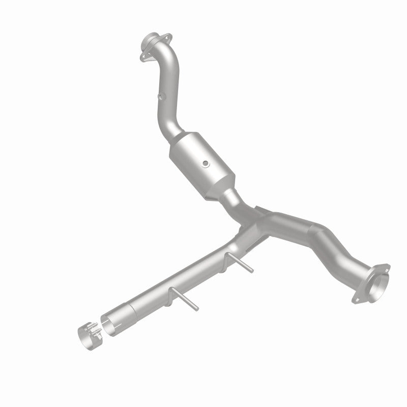 MagnaFlow Ford F-150 OEM Grade Federal / EPA Compliant Direct-Fit Catalytic Converter 21-471 360 Degree Image Set