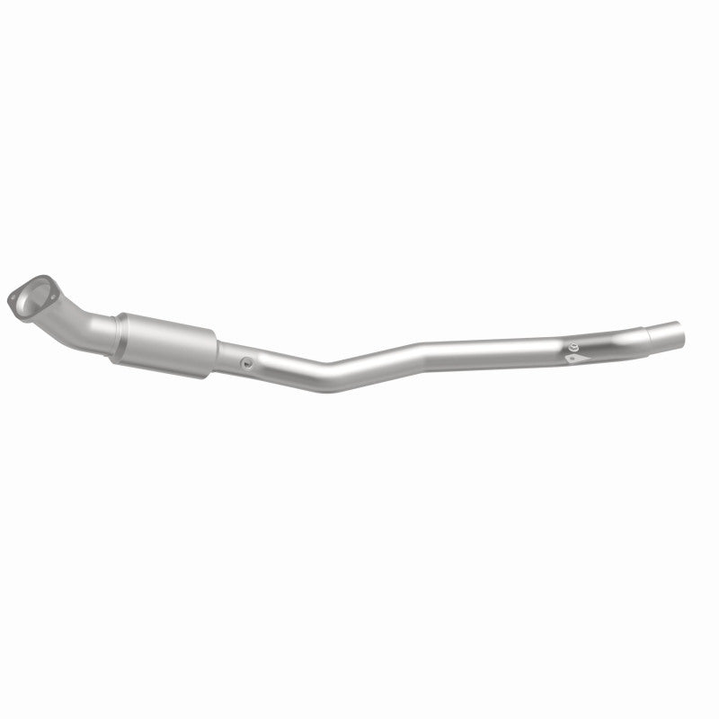 MagnaFlow California Grade CARB Compliant Direct-Fit Catalytic Converter 5561539 360 Degree Image Set