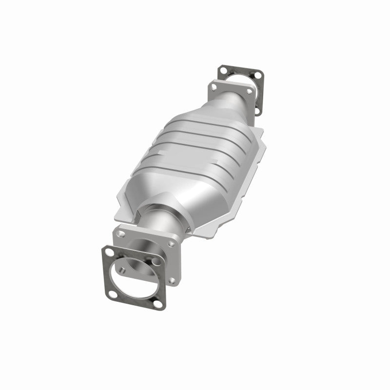 MagnaFlow California Grade CARB Compliant Direct-Fit Catalytic Converter 3391652 360 Degree Image Set