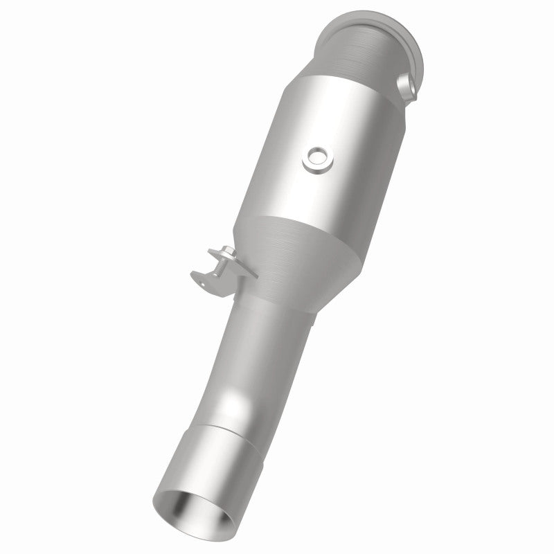 MagnaFlow BMW OEM Grade Federal / EPA Compliant Direct-Fit Catalytic Converter 52258 360 Degree Image Set