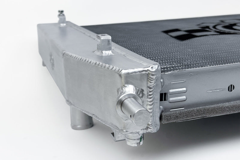 CSF 05-13 Chevrolet Corvette C6 High Performance All-Aluminum Radiator 7223 7223 Photo - Close Up