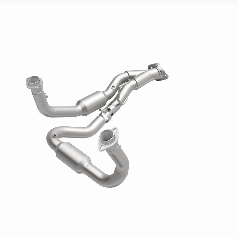 Magnaflow 05-06 Jeep Grand Cherokee 4.7L Direct Fit Catalytic Converter 4651686 4651686 360 Degree Image Set
