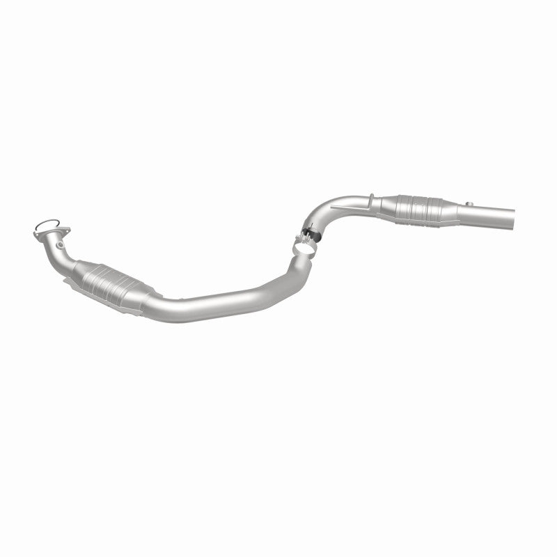 MagnaFlow California Grade CARB Compliant Direct-Fit Catalytic Converter 447267 360 Degree Image Set