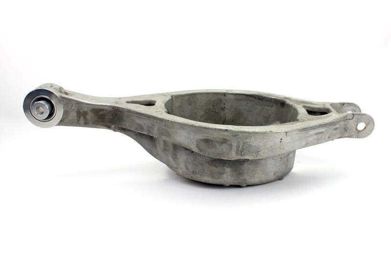 SPL Part 370Z/G37 Rear Mid Link Spherical Bushings SPL RMLB Z34 Photo - out of package