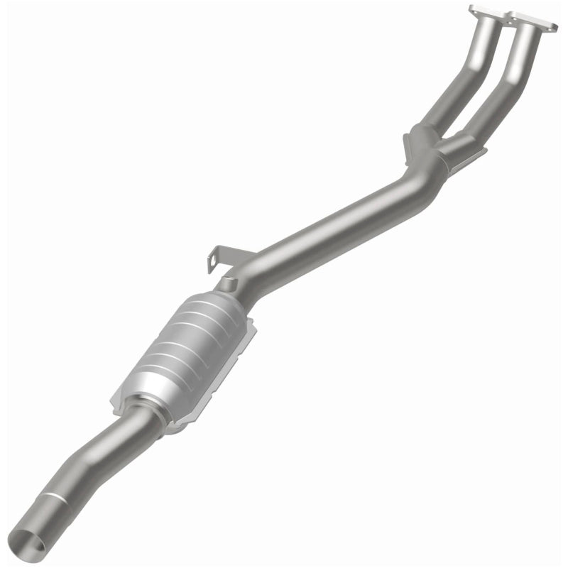 MagnaFlow BMW Standard Grade Federal / EPA Compliant Direct-Fit Catalytic Converter 93685 Photo - out of package