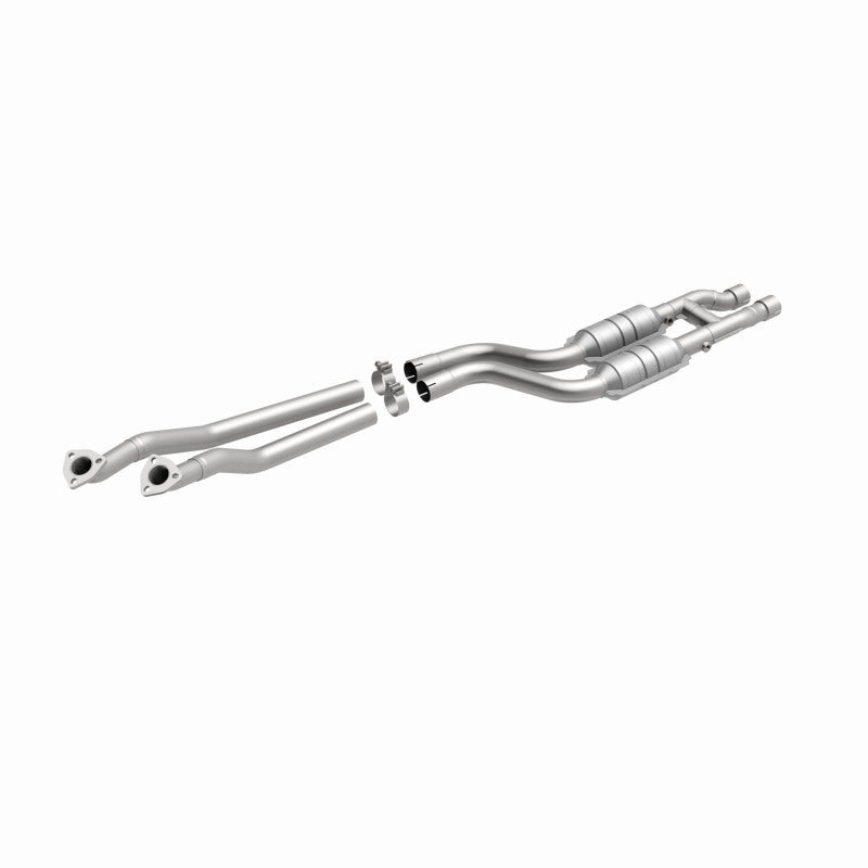 MagnaFlow BMW 528i HM Grade Federal / EPA Compliant Direct-Fit Catalytic Converter 24022 360 Degree Image Set