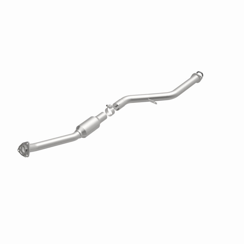 MagnaFlow Subaru OEM Grade Federal / EPA Compliant Direct-Fit Catalytic Converter 21-217 360 Degree Image Set