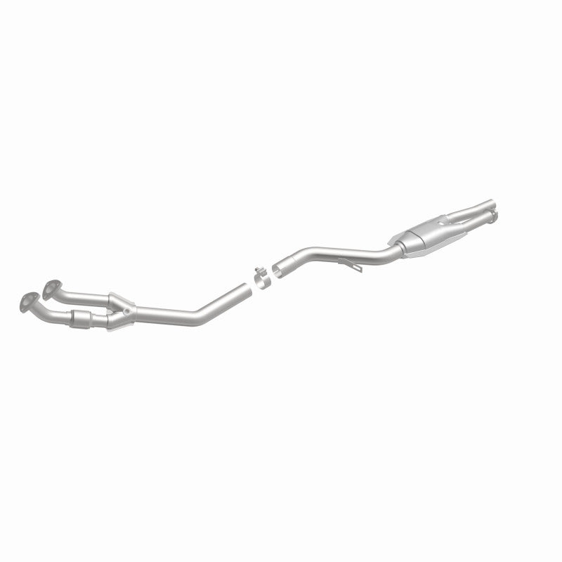 MagnaFlow BMW 525i Standard Grade Federal / EPA Compliant Direct-Fit Catalytic Converter 23807 360 Degree Image Set