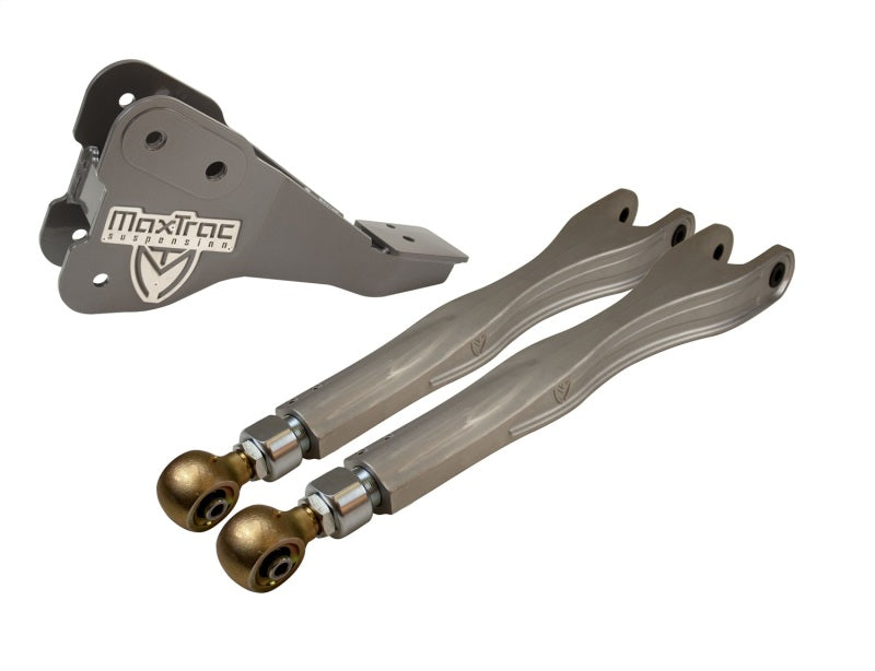MaxTrac 17-19 Ford F-250/350 4WD Dually 4in & 6in Lift Kit - Front Driver 4-Link Arms/Brackets 943300-3 943300-3 Photo - Primary