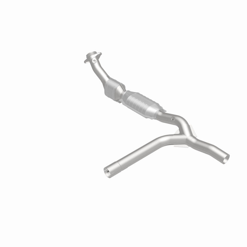 MagnaFlow Ford HM Grade Federal / EPA Compliant Direct-Fit Catalytic Converter 93448 360 Degree Image Set