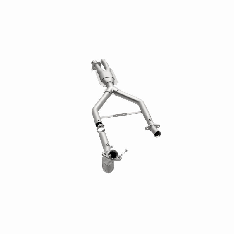 MagnaFlow California Grade CARB Compliant Direct-Fit Catalytic Converter 444014 360 Degree Image Set
