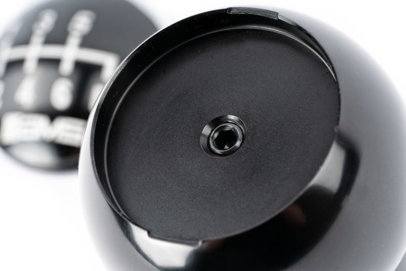 AMS Performance Subaru WRX/STi 6-Speed Billet Shift Knob (Incl Red, Black, & Gunmetal Cap) AMS.50.06.0002-1 AMS.50.06.0002-1 User 1