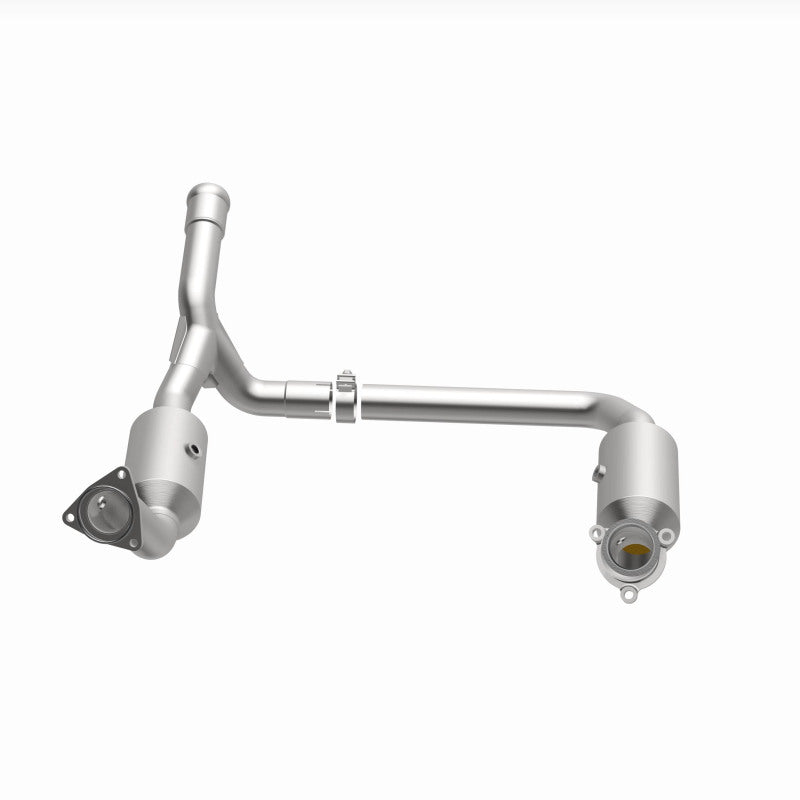Magnaflow 19-20 GMC Sierra 1500 Single Underbody 4.3L/5.3L Direct Fit Catalytic Converter 280656 280656 360 Degree Image Set