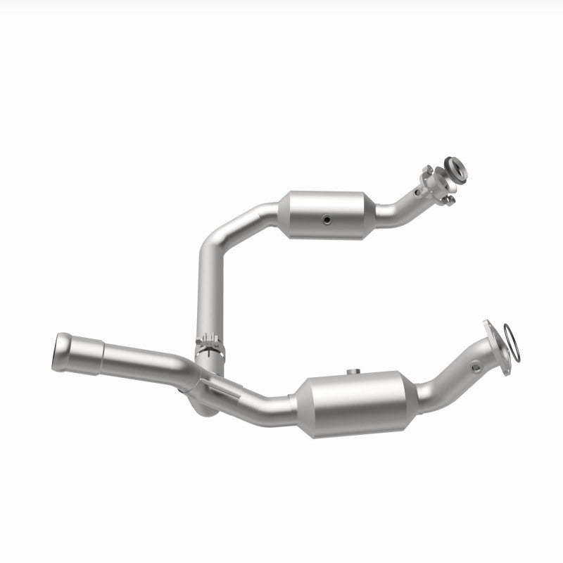 Magnaflow 19-20 GMC Sierra 1500 Single Underbody 4.3L/5.3L Direct Fit Catalytic Converter 280656 280656 360 Degree Image Set