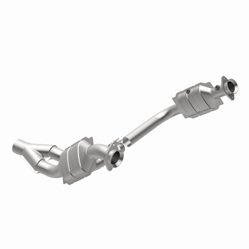MagnaFlow California Grade CARB Compliant Direct-Fit Catalytic Converter 5551664 360 Degree Image Set