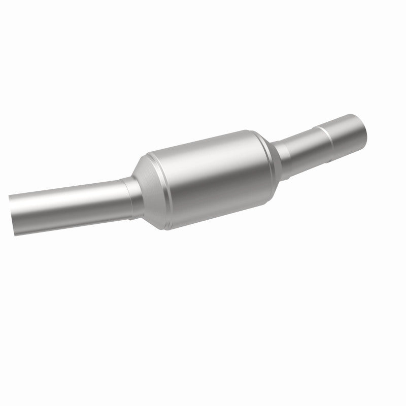 MagnaFlow California Grade CARB Compliant Direct-Fit Catalytic Converter 3391432 360 Degree Image Set