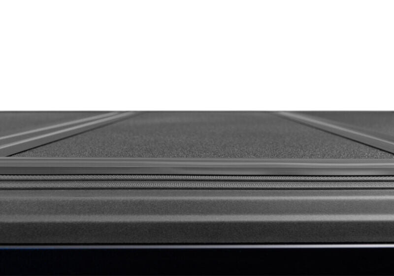 UnderCover 2021+ Ford F-150 Crew Cab 5.5ft Armor Flex Bed Cover Cover AX22029 AX22029 Photo - Close Up